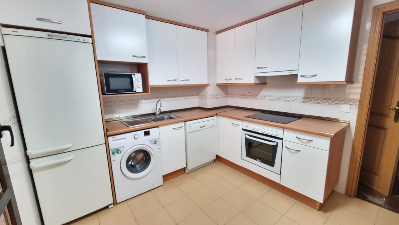 Apartamentos Zaragoza 3000 Eksteriør bilde