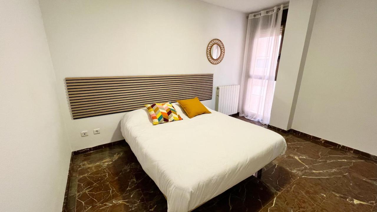 Apartamentos Zaragoza 3000 Eksteriør bilde